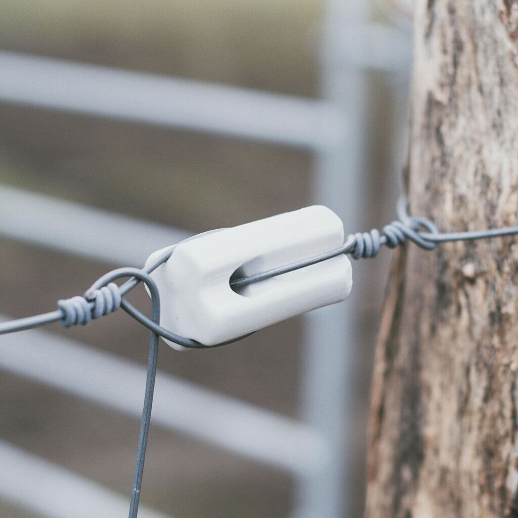 Zugisolator aus Porzellan