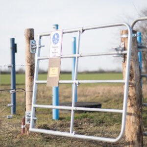 Weidetor 1-2 Meter aus Stahl, verstellbar